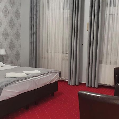 Hotel Nad Rzeczka Stary Toruń Buitenkant foto